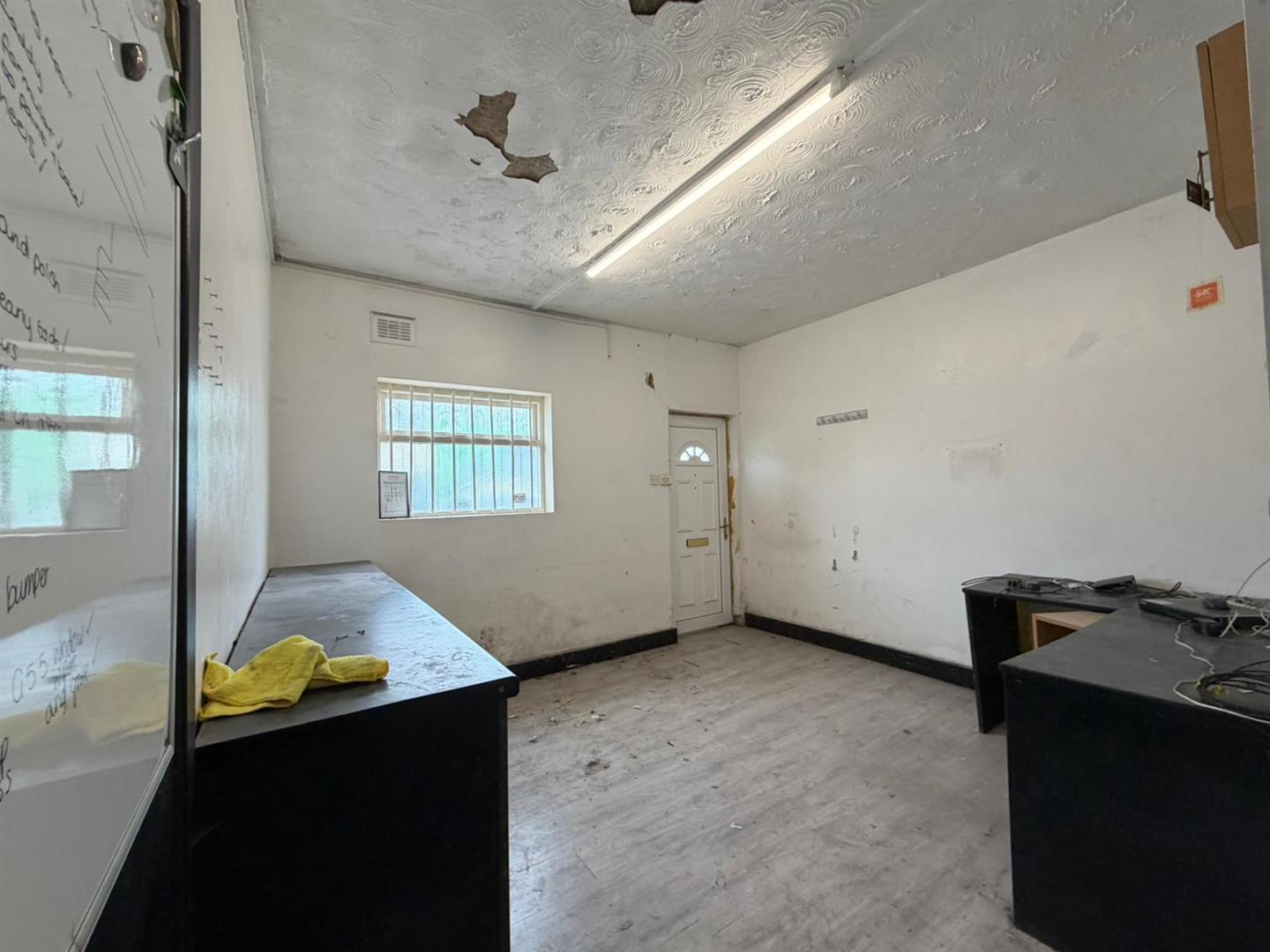 Unit 8, Phoenix Industrial Estate, Cheetham Street, Failsworth, photo 3